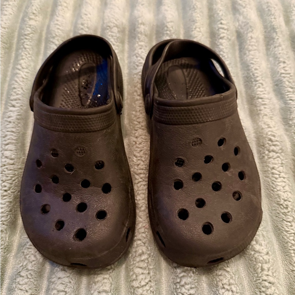 Kids Black Clogs